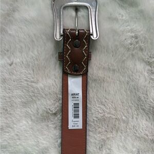 Ariat women’s Brown Leather Belt - Size M